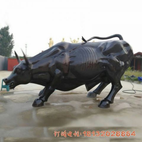 牛的铜雕像